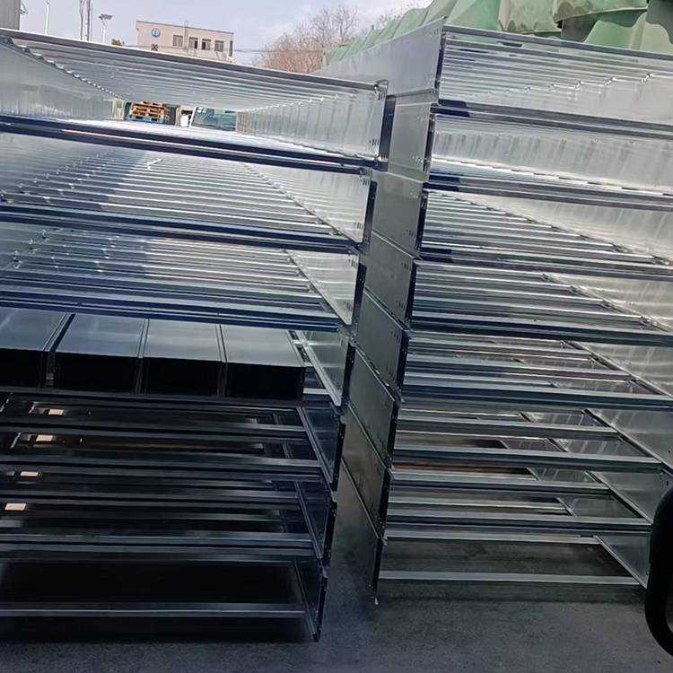 梯級式橋架設(shè)計正式安裝前須進行詳細的防備處理規(guī)劃